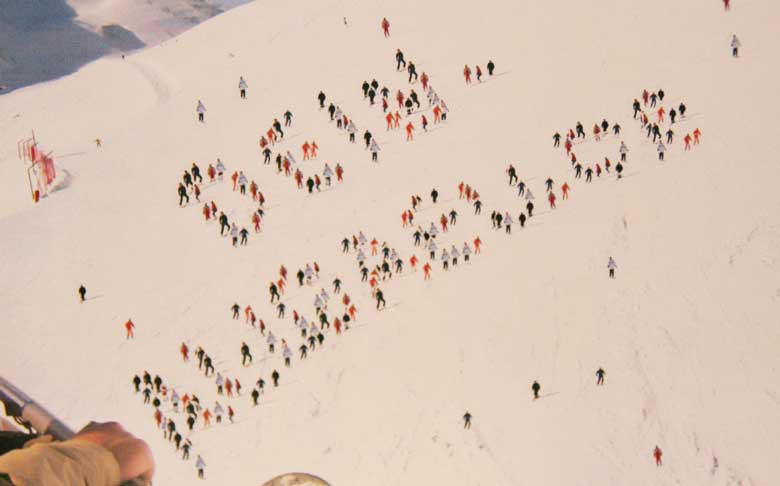 Dezember 2006 Kalenderblattt "dein allgäu" - auf der Skipiste - der Jubel für "dein allgäu" kennt keine Grenzen