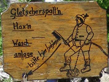 Gletscherspalt'n ist bei der Bergstation der Hörnerbahn Hindelang