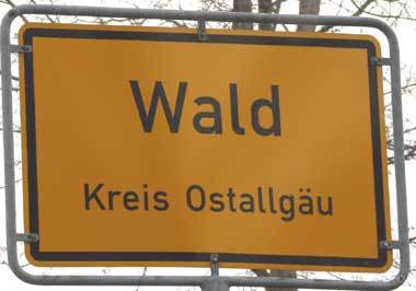 Wald liegt im Ostallgäu mit der Waldhalla