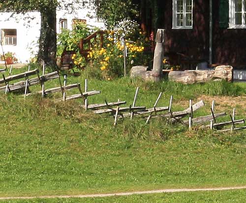 ein traditioneller Steckzaun im KW Tal 2010