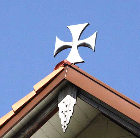 Das Kreuz der Kreuzritter auf einem Privathaus bei Isny