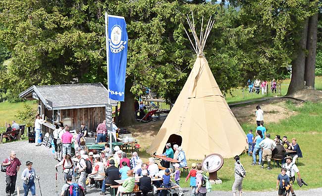 Nichtraucher Indianer mit Smoker in Scheidegg