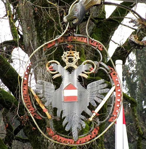 Heute Post in Röthenbach, war früher ein Meierhof danach der Adler