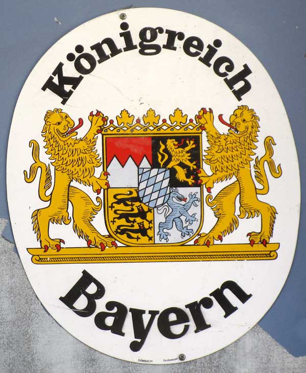 Königreich Bayern -  Wappen gespiegelt soll vor dem Richter bewahren, wenn das mal gut geht.