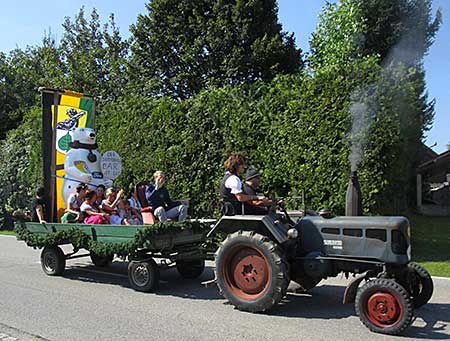 der Sigmarszeller Bär ist los - Jungfrauenwagen