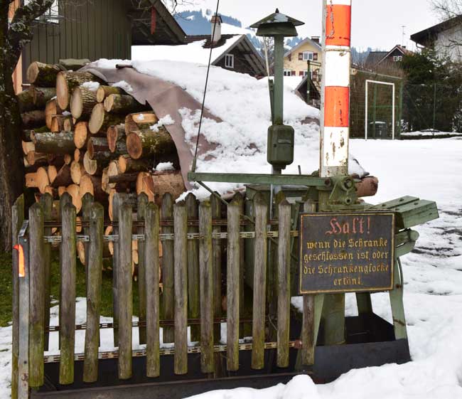 Historische Schranke der Königlich Bayerische Staatseisenbahnen in Oberstaufen