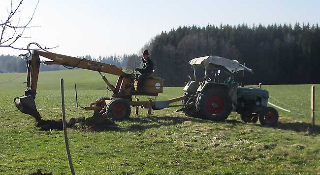 Heimenkirch 2015 - mobiler Kran als Anhänger zum Holz machen, auch nicvht mehr oft sichtbar