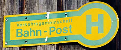 Haltestelle vom Bahn - Post Bus in Opfenbach