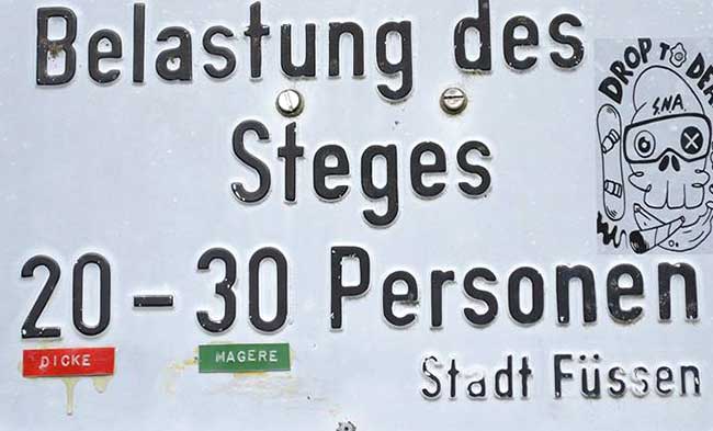 20 Dicke oder 30 Magere Personen hält der Lechsteg aus