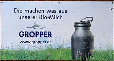 Bio Hof in Goldhasen 2017 liefert an Gropper in Bissingen im schwäbischen Landkreis Dillingen an der Donau