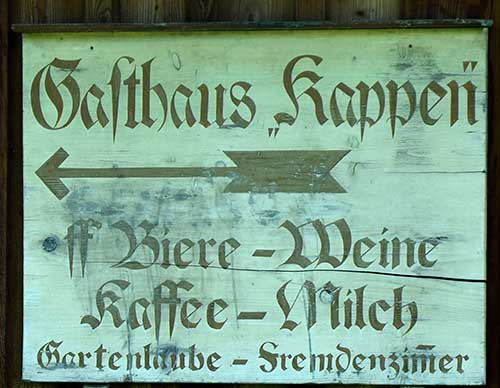 Gasthaus Kappen - 2008 geschlossen, es lebt als Schild weiter - hier Mothen 2018