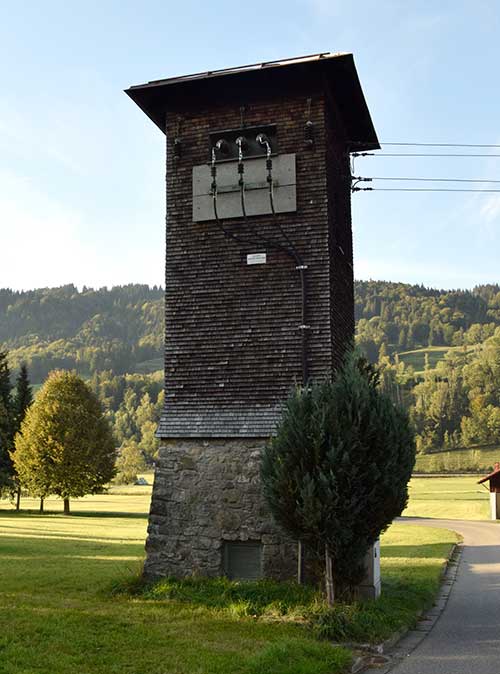 Ratholz Immenstadt - Umspannwerk mit Schindeln