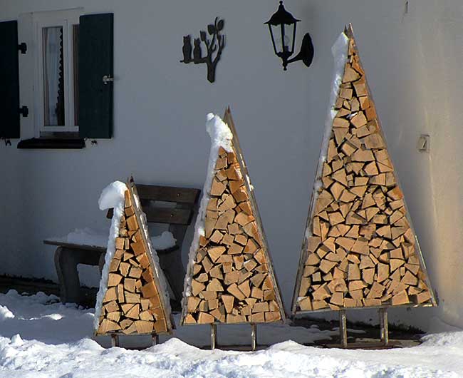 Steibis - Weihnachtsbaumstapel in Holz