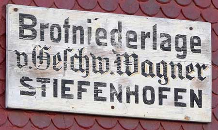 Brotniederlage Geschwister Wagner - Ellhofen - heute würde man sagen Filiale eines Geschäftes oder Teil eines sehr kleinen Geschäftes