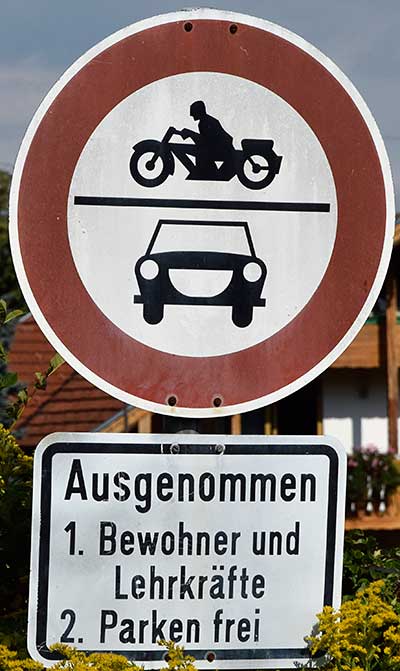 Trauchgau 2018 - Parkrodnung vor der Grundschule 2018