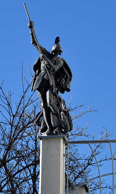 St. Georg als Balkonfigur in Füssen 2019