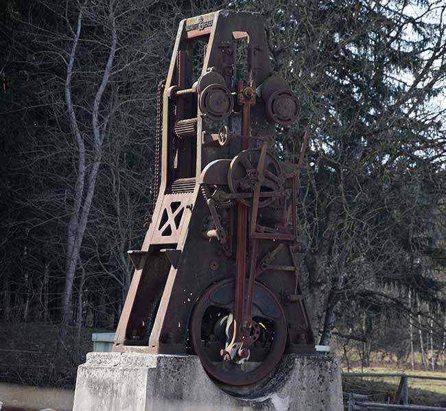 Reste eines alten Sägewerkes in Hammerschmiede (Genachausen)