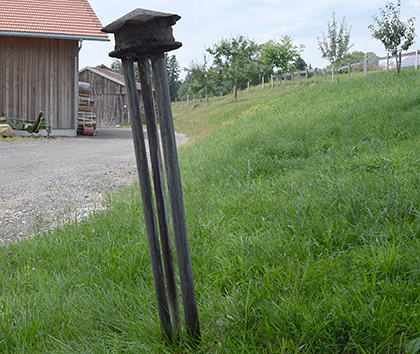 Diese Teilsäule funktioniert immer noch. Zumindest haben alle Abnehmer Wasser. Gestratz 2019