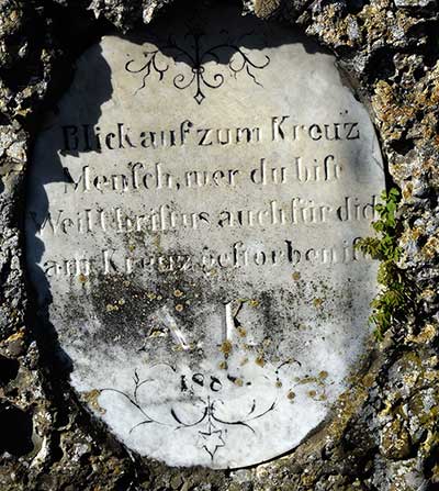 Blick auf zum Kreuz Mensch, wer du bist. Weil Christus auch für dich am Kreuz gestorben ist - Hawangen 2019