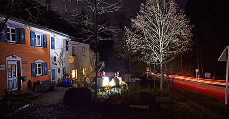 Roland Schleifstübele im Zwiesele - Weihnachtsdeko mit Heuballen