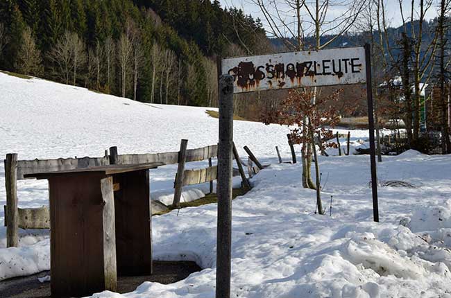 "Isny Bähnle" - Bahnsteig Grossholzleute der Strecke Kempten-Isny-Leutkirch