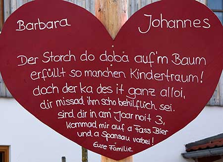 Der Babybaum - Die liebe Familie - jetz macht mal mit dem Kinderkriegen, sonst muss nicht ein Ferkel, sodern eine ganze Sau dran glauben