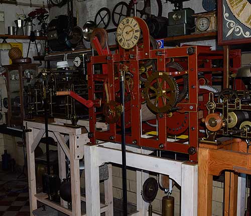 Die Werkstatt eines Uhrmachers in Kempten - Turmuhren