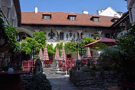 Gasthof zur alten Post in Krems - der Biergarten