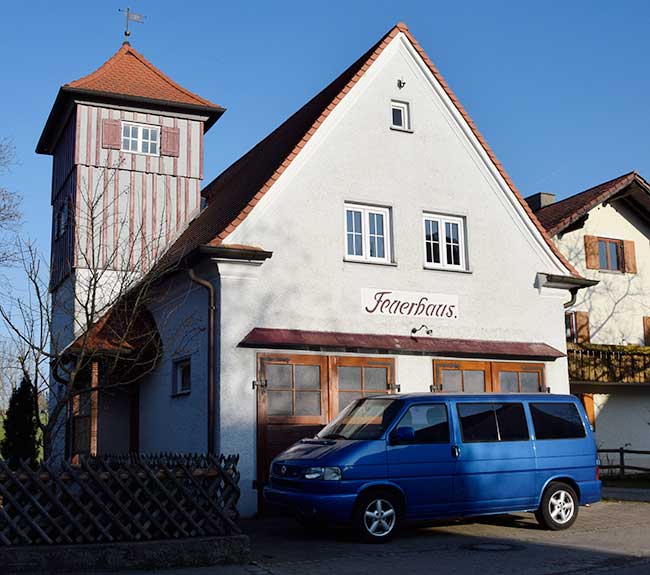 Das Feuerhaus in Lachen wird nicht mehr gebraucht, die FFW ist jetzt in der Hauptstrasse 36, Lachen