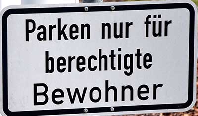 Parken nur für berechtigte Bewohner vom Parkplatz? Wangen Parkplatz südlich vom Krankenhaus 2019