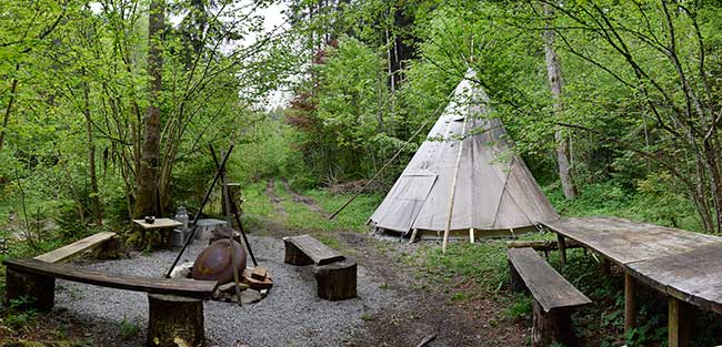 Weitab im Wald gelegen, nur Einheimischen bekannt, liegt hier ein geheimnissvoller Platz Ellhofen 2019