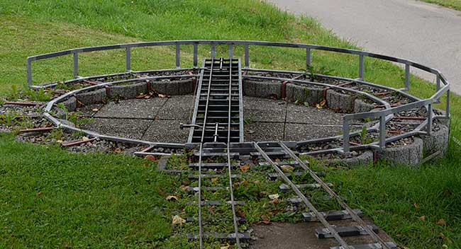 Schneckenbuch Bahn - Drehscheibe - zum wenden der Dampfloks