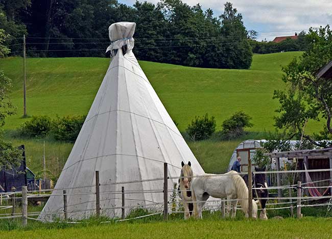 Wassergat - Tipi mit Westernpferden - Altusried 2020