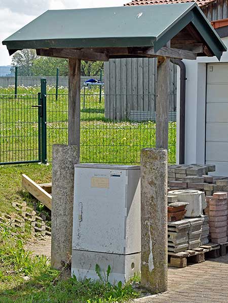 Grünenbach - Geschützter Stromkasen der WKW Oberstaufen 