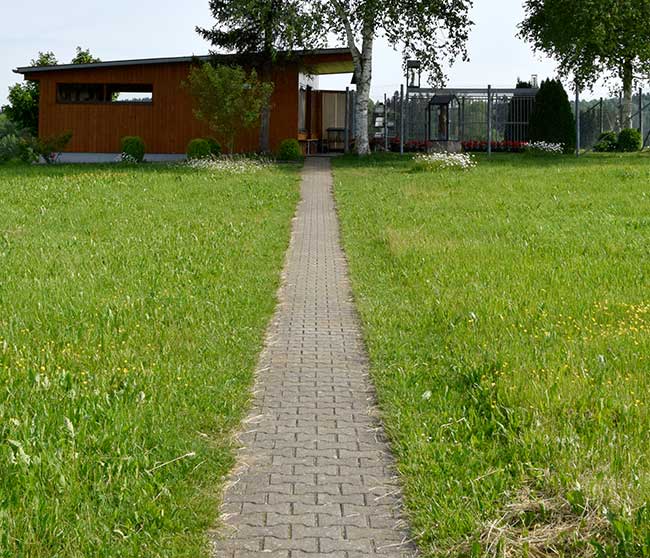 Weg zum heiligen Rasenkreuz bei Meggen in Argenbühl