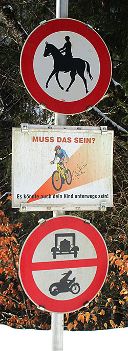 Verkehrsverbote für Gachtpass - Sperre im Tannheimer Tal (heute Österreich) Rodeln und Mountainbike erlaubt